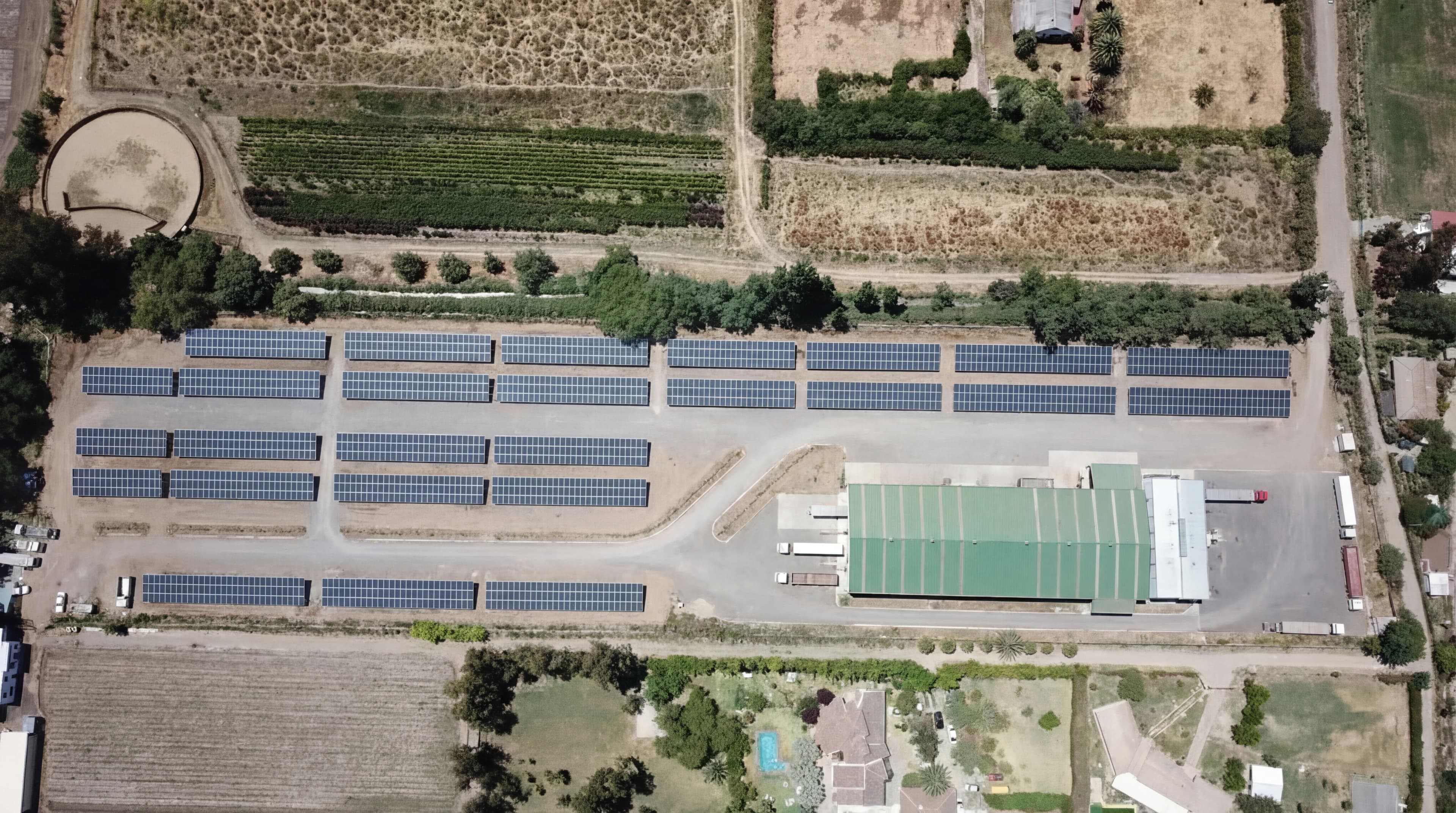 Parque solar con agroindustria